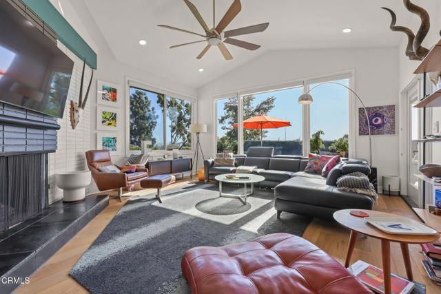 Detail Gallery Image 4 of 39 For 1091 Briarcliff Rd, Monrovia,  CA 91016 - 3 Beds | 2 Baths