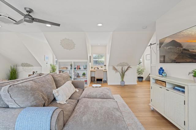 Detail Gallery Image 28 of 58 For 14403 Gaslight Ct, Poway,  CA 92064 - 5 Beds | 5 Baths