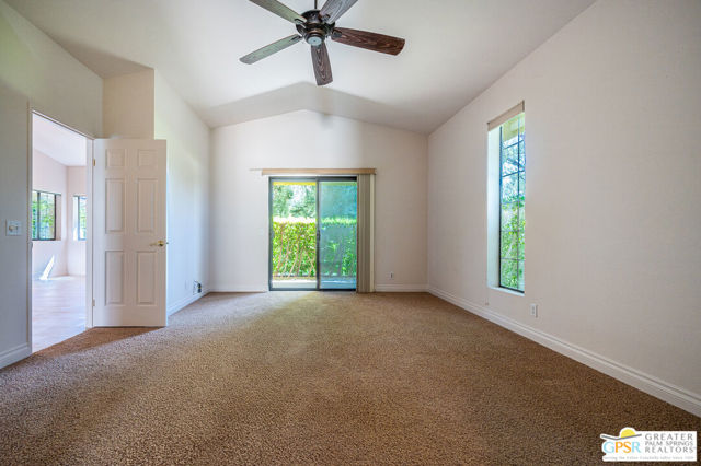 Image 35 of 47 For 1399 Via Donna