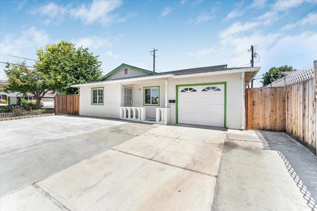 2604 Brahms Avenue, San Jose CA: https://media.crmls.org/mediaz/9e473ffa-3cb7-48c6-8eb9-36d32d17456f.jpg