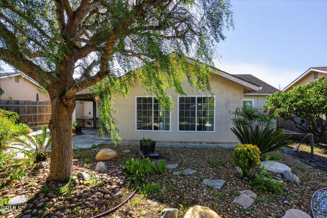 Detail Gallery Image 15 of 18 For 1251 Gardenia St, Oxnard,  CA 93036 - 3 Beds | 2 Baths