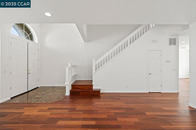 35970 Green Street, Union City CA: https://media.crmls.org/mediaz/9e486968-a022-4d04-8c6f-5c21a6461f7b.jpg