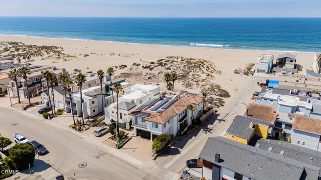 1501 Mandalay Beach Road, Oxnard CA: https://media.crmls.org/mediaz/9e48831a-6aee-456d-9728-ad168669ea53.jpg