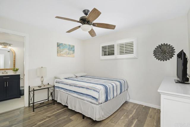 393 Date Avenue, Carlsbad CA: https://media.crmls.org/mediaz/9e48904e-8563-4cb8-9315-0e770cc2572a.jpg