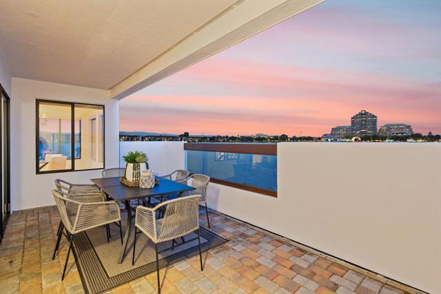 877 Balboa Lane, Foster City CA: https://media.crmls.org/mediaz/9e48e2d9-c40a-47e9-bfc6-99dd62a0271b.jpg