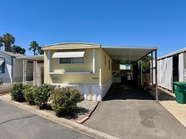 1400 Meredith, Gustine CA: https://media.crmls.org/mediaz/9e4a22dd-5bbd-4196-8182-892c57f0fbaa.jpg
