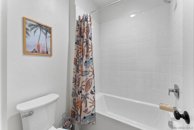 Image 34 of 51 For 1567 Corte Botanicas