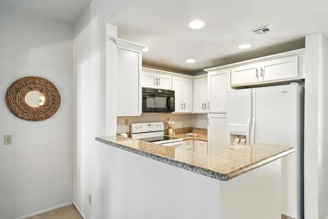 Detail Gallery Image 14 of 56 For 1950 Camino De La Reina #1109,  San Diego,  CA 92108 - 2 Beds | 2 Baths