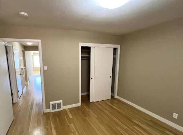 474 Arlington Street, San Francisco CA: https://media.crmls.org/mediaz/9e4be881-67ad-4082-a521-8fa29204e609.jpg