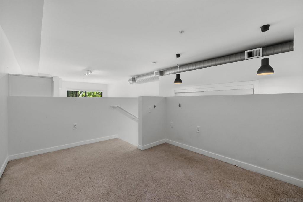 889 Date St - photo 16