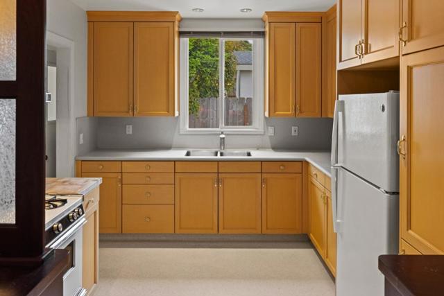 242 Littleness Avenue, Monterey CA: https://media.crmls.org/mediaz/9e4d29ab-939d-40a0-8b79-375349d54981.jpg