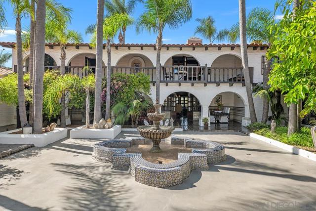 17507 Los Morros, Rancho Santa Fe CA: https://media.crmls.org/mediaz/9e4d77d8-8dda-4746-bb02-8b70003ea7e0.jpg