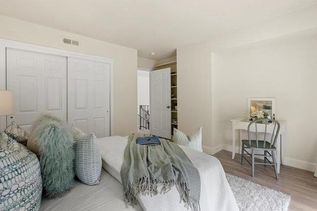 18400 Overlook Road, Los Gatos CA: https://media.crmls.org/mediaz/9e4e482d-510c-43ca-9416-7c737a4d849c.jpg
