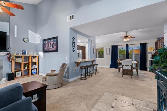 Home for Sale in Lakeside