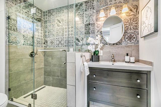 133 S 20th Street, San Jose CA: https://media.crmls.org/mediaz/9e4eb546-d223-435b-a7e3-e59217255742.jpg