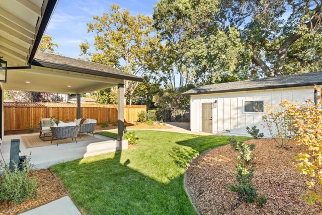 620 Iris Street, Redwood City CA: https://media.crmls.org/mediaz/9e507a06-522a-4078-8a0d-7669a97c09d6.jpg