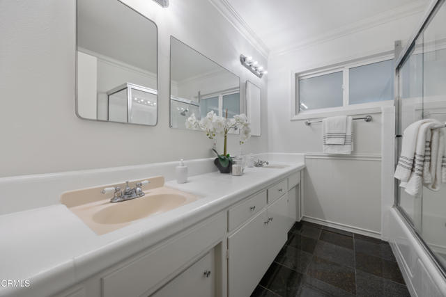 2166 Gardi Street, Bradbury CA: https://media.crmls.org/mediaz/9e50caf4-6130-4407-b948-2df286877339.jpg