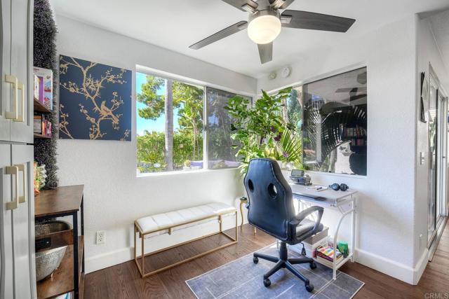 Detail Gallery Image 15 of 39 For 1477 Genoa Dr, Vista,  CA 92081 - 3 Beds | 2/1 Baths