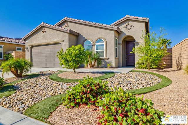 85041 Stazzano Place, Indio CA: https://media.crmls.org/mediaz/9e534cf7-f097-4f5a-b6cf-73b12c2a23d6.jpg