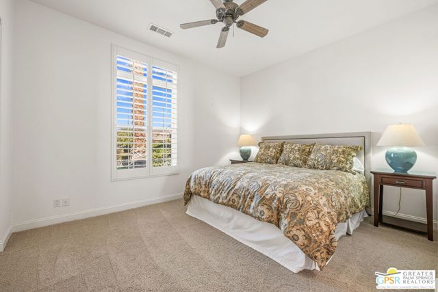 38 Calle Del Norte, Rancho Mirage CA: https://media.crmls.org/mediaz/9e537da6-269f-4354-87ec-54b9c1648151.jpg