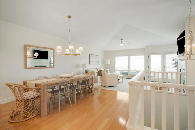 2010 Cambridge Avenue, Cardiff by the Sea CA: https://media.crmls.org/mediaz/9e53f45f-880c-43dc-b949-4266afa4ded1.jpg