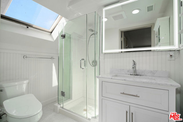5020 Dantes View Drive, Agoura Hills CA: https://media.crmls.org/mediaz/9e54709b-6c1e-4a88-b04b-7243ee6d8f53.jpg