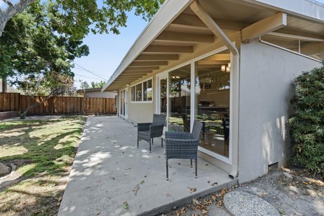 378 Woodhams Road, Santa Clara CA: https://media.crmls.org/mediaz/9e54d4c3-583a-435a-934d-3f7e03415d56.jpg