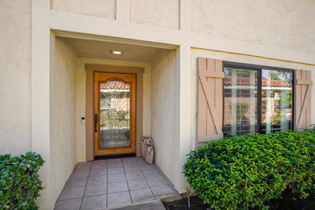 239 Santa Barbara Circle, Palm Desert, CA 92260
