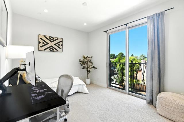 2014 W Middlefield Road, Mountain View CA: https://media.crmls.org/mediaz/9e550555-a7b6-42d8-978f-47b74a62f260.jpg