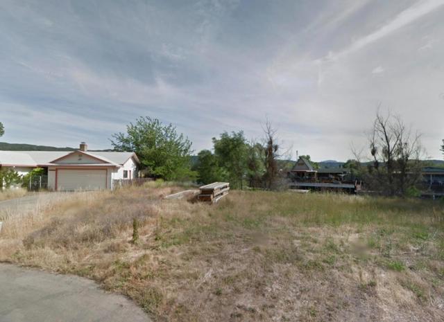 13489 Marina, Clearlake Oaks CA: https://media.crmls.org/mediaz/9e555910-770d-4164-bc70-e6f7410e8731.jpg