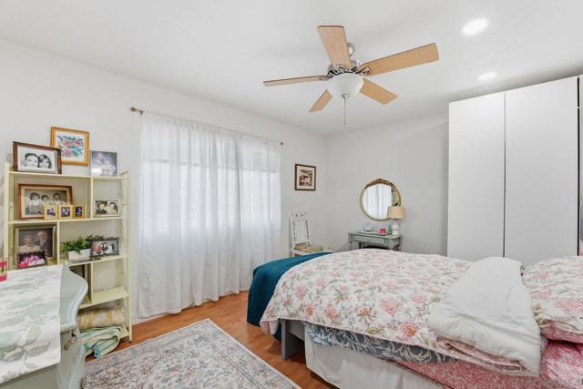 6431 37 Madrone Ave, San Diego CA: https://media.crmls.org/mediaz/9e55a0ab-1d94-416e-8641-26a106d4b897.jpg