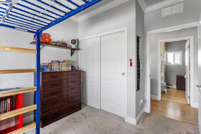 3015 E Bayshore Road #423, Redwood City CA: https://media.crmls.org/mediaz/9e5613c7-4ff1-4e27-86b9-6922f216cb33.jpg