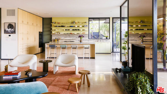 3306 Deronda Drive, Los Angeles CA: https://media.crmls.org/mediaz/9e5653ac-b0fa-4d12-abfa-d1e17c16138b.jpg
