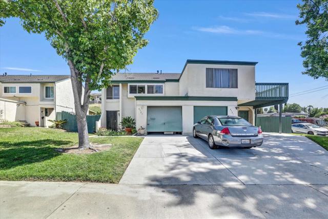 8723 Ildica St, Spring Valley CA: https://media.crmls.org/mediaz/9e56741c-d9b4-4233-97ae-eae5c126025f.jpg