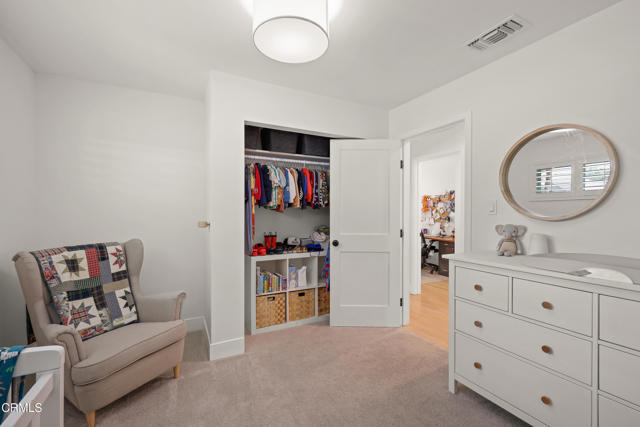 1110 Coronet Avenue, Pasadena CA: https://media.crmls.org/mediaz/9e56a3cb-6733-4fc2-892b-e22daa410fad.jpg