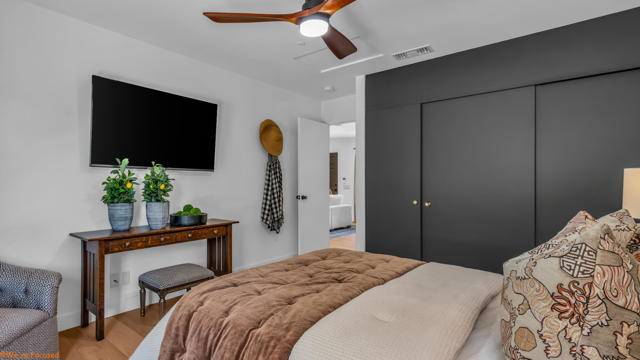 42602 Rancho Mirage Lane, Rancho Mirage CA: https://media.crmls.org/mediaz/9e56c982-fa61-425e-afeb-76a51fcca7b5.jpg