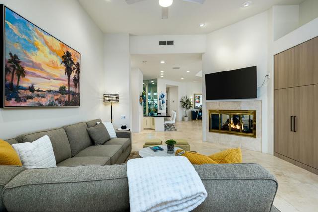 Image 15 of 51 For 75330 14th Green Drive