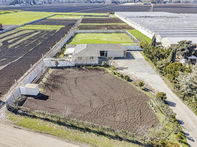 7381 Furlong Avenue, Gilroy CA: https://media.crmls.org/mediaz/9e57663e-c98c-43cd-86d3-dcbc12c35af6.jpg