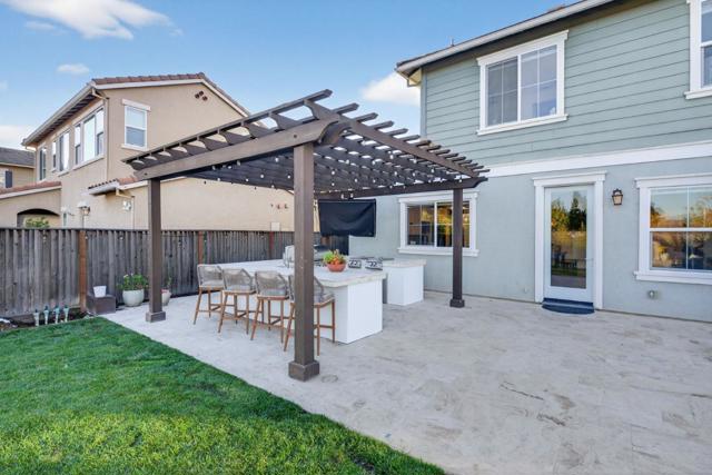 1360 Golden Eagle Drive, Morgan Hill CA: https://media.crmls.org/mediaz/9e5811b8-dc27-42d2-a1a3-04f03a065e89.jpg