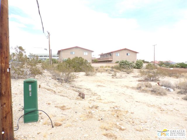0 Miracle Hill Road, Desert Hot Springs CA: https://media.crmls.org/mediaz/9e583464-c64f-4f9d-9e0e-93d9652bcba4.jpg