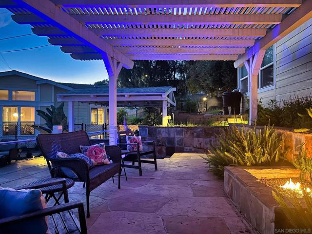 10505 Valle Vista Rd, Lakeside CA: https://media.crmls.org/mediaz/9e586767-732e-4c2b-af90-e9bb8ef98898.jpg