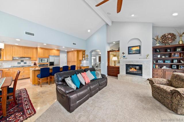 8873 Hunter Pass, Alpine CA: https://media.crmls.org/mediaz/9e591eda-ee43-42a0-bdd1-a05456149490.jpg