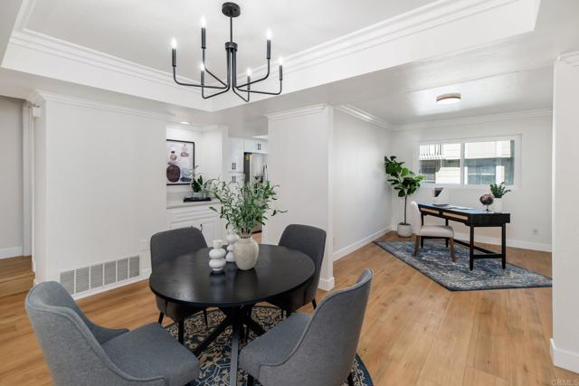 Detail Gallery Image 8 of 34 For 4094 Mahaila Ave #B,  San Diego,  CA 92122 - 3 Beds | 2/1 Baths