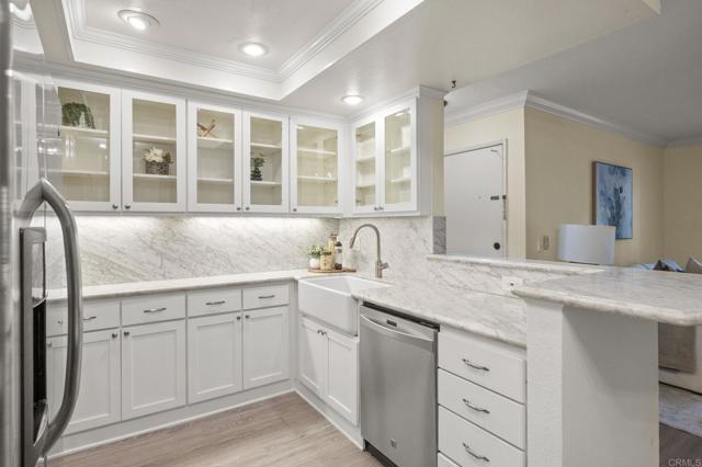 Detail Gallery Image 6 of 28 For 6006 Rancho Mission Rd #283,  San Diego,  CA 92108 - 1 Beds | 1 Baths