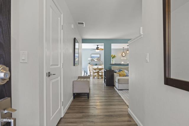 3151 W Hemlock Street, Oxnard CA: https://media.crmls.org/mediaz/9e59e715-7068-4611-847f-094be14494fd.jpg