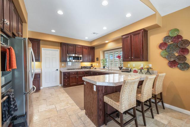 45553 Meadow Lake Drive, Indio CA: https://media.crmls.org/mediaz/9e5ae3a0-9505-438b-abc5-4cc04d36cba5.jpg