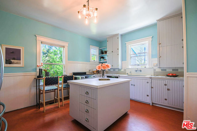 132 N Avenue 57, Los Angeles CA: https://media.crmls.org/mediaz/9e5c135a-cc64-4d19-ae48-3261dcb1884a.jpg