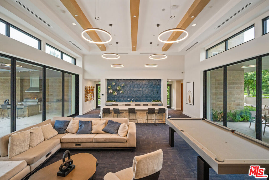 9e5dc1cb A3e6 4ffa 8798 42a9cfd6b46e