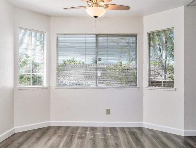 3460 Wine Cask Way, San Jose CA: https://media.crmls.org/mediaz/9e5f3640-ca86-4b9b-a9e7-77d92bdd1f1d.jpg