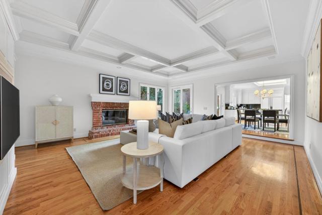 20026 Heritage Oak, Saratoga CA: https://media.crmls.org/mediaz/9e5f4553-b7c7-4c38-9c3d-aa7733bc3319.jpg